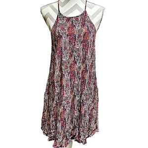 American Eagle Shift Dress Red Paisley Sleeveless
Pockets Size Medium
